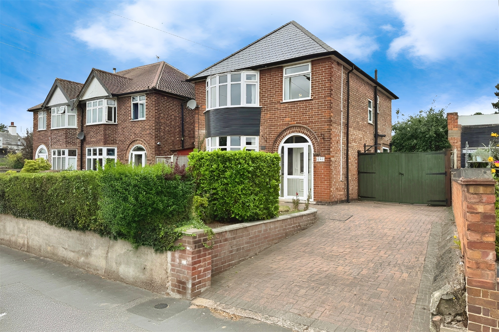 Property photo 1 of 16 (Main)