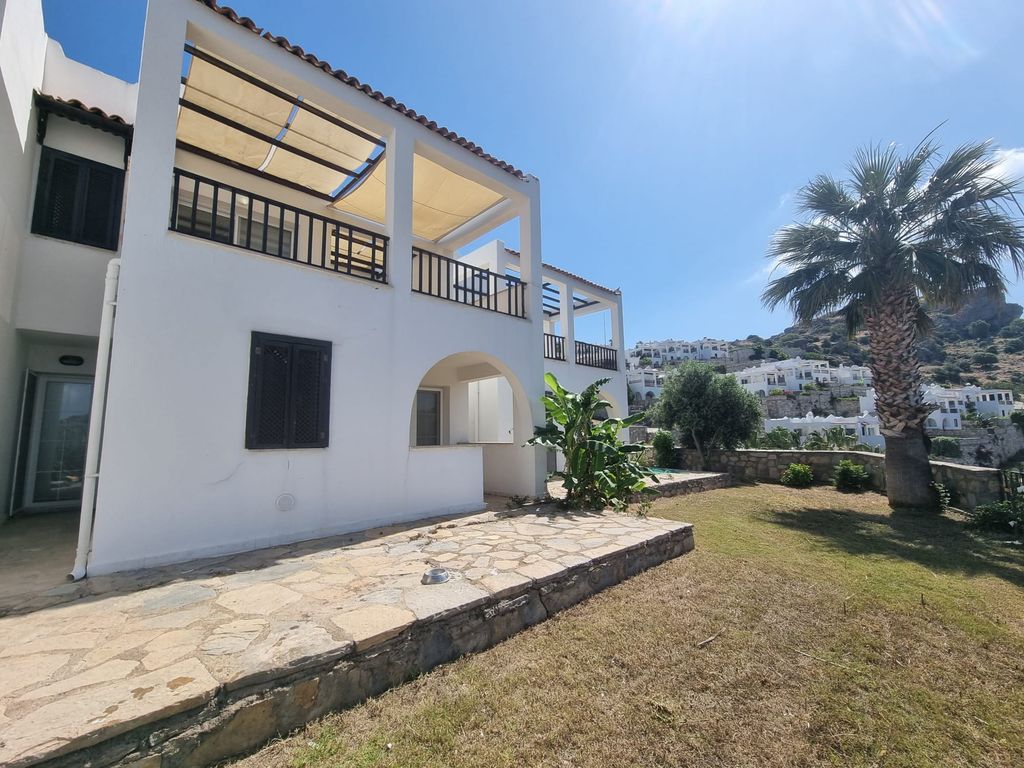 Property photo 3 of 21 Bargain Yalikavak Villa - Lovely Gardens