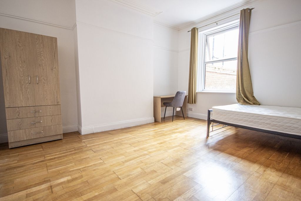 Property photo 1 of 20 1