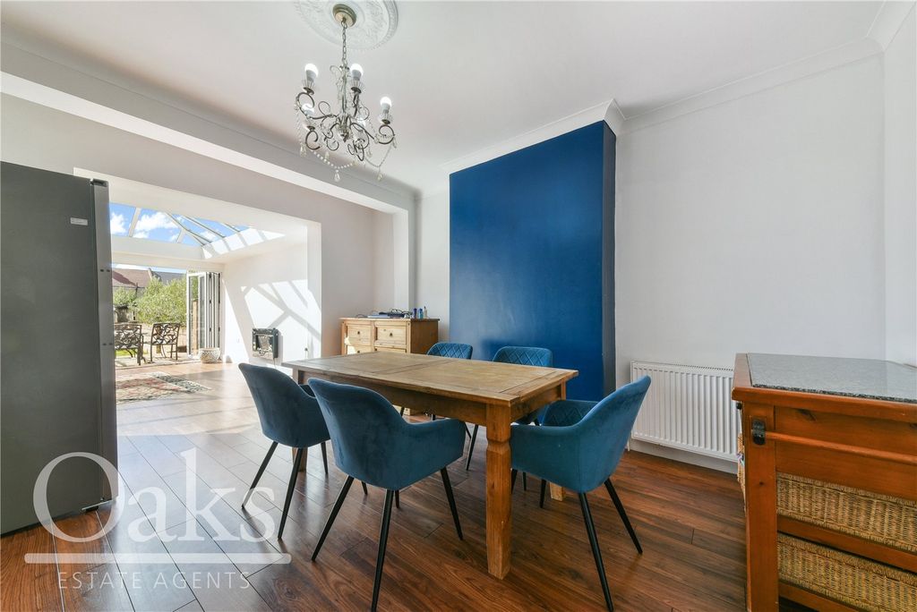 Property photo 3 of 11 Picture No. 06