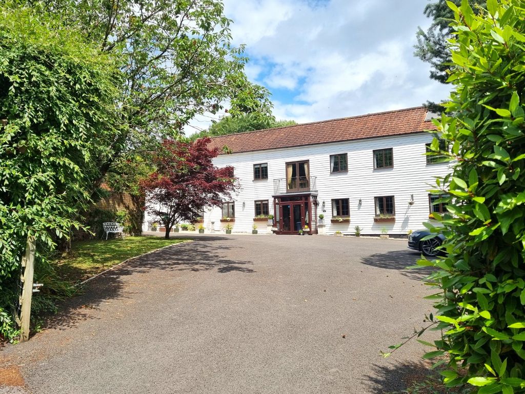 Property photo 1 of 38 Uffculme - Seddons