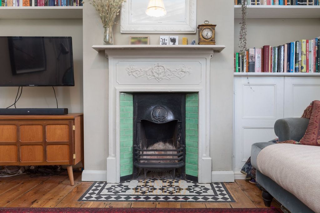 Property photo 3 of 26