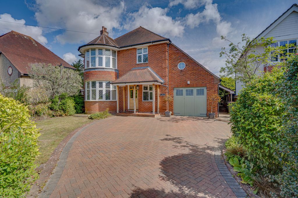 Property photo 1 of 26