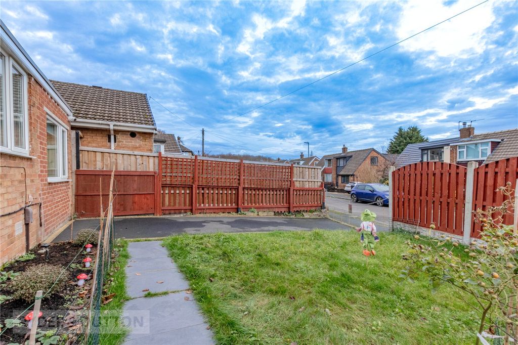 Property photo 2 of 22 Garden