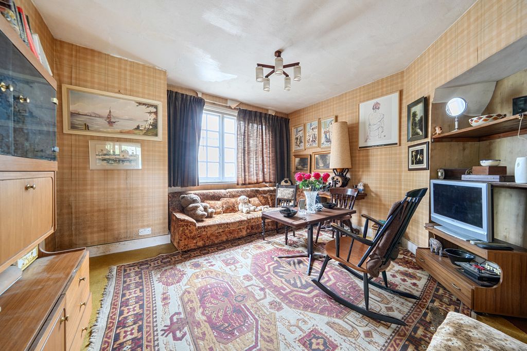 Property photo 3 of 14 1465994-13-6A0c89...