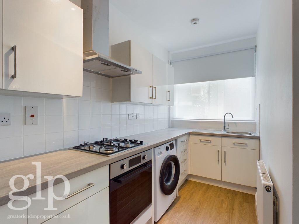 Property photo 2 of 13 2552226