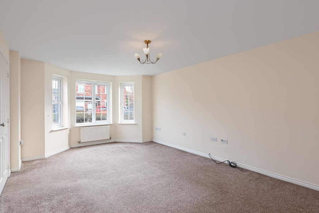 Property photo 3 of 15 Picture 3