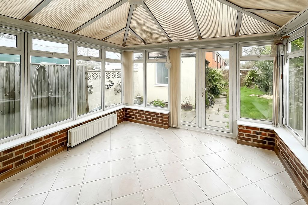 Property photo 2 of 11 Picture No. 06