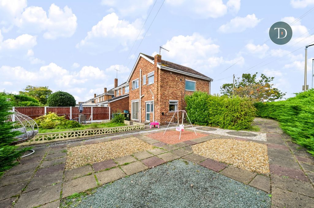 Property photo 3 of 30