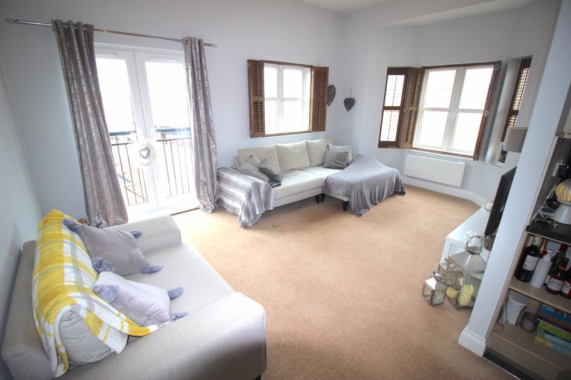 Property photo 2 of 8 Photo 6