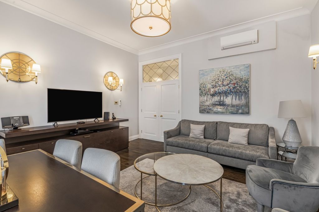 Property photo 3 of 19 Picture No. 12