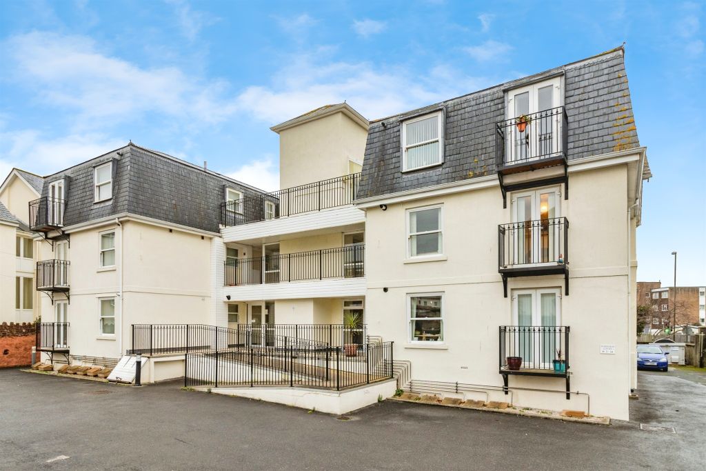 Property photo 1 of 23