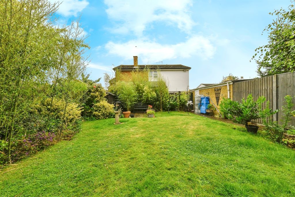 Property photo 3 of 19