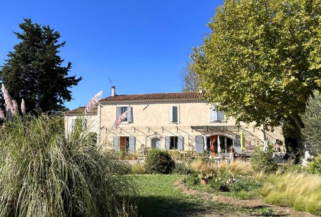Property photo 1 of 20 Character Property Between The Alpilles And The Luberon
