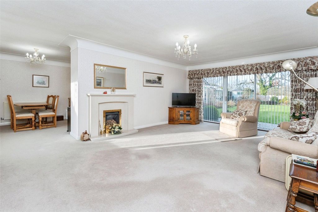 Property photo 2 of 26 Picture No. 63