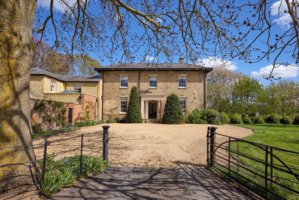 Property photo 1 of 28 Image