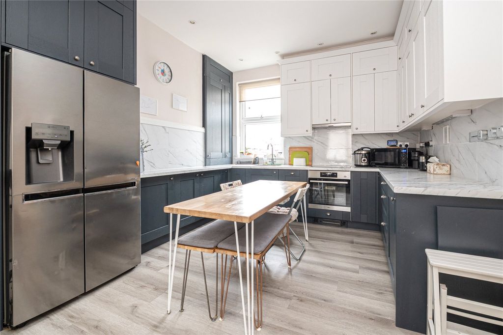 Property photo 2 of 11 Picture No. 05