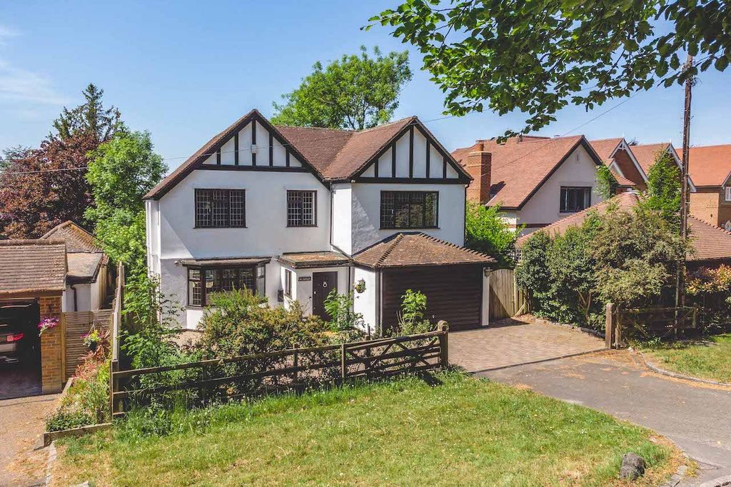 Property photo 1 of 16
