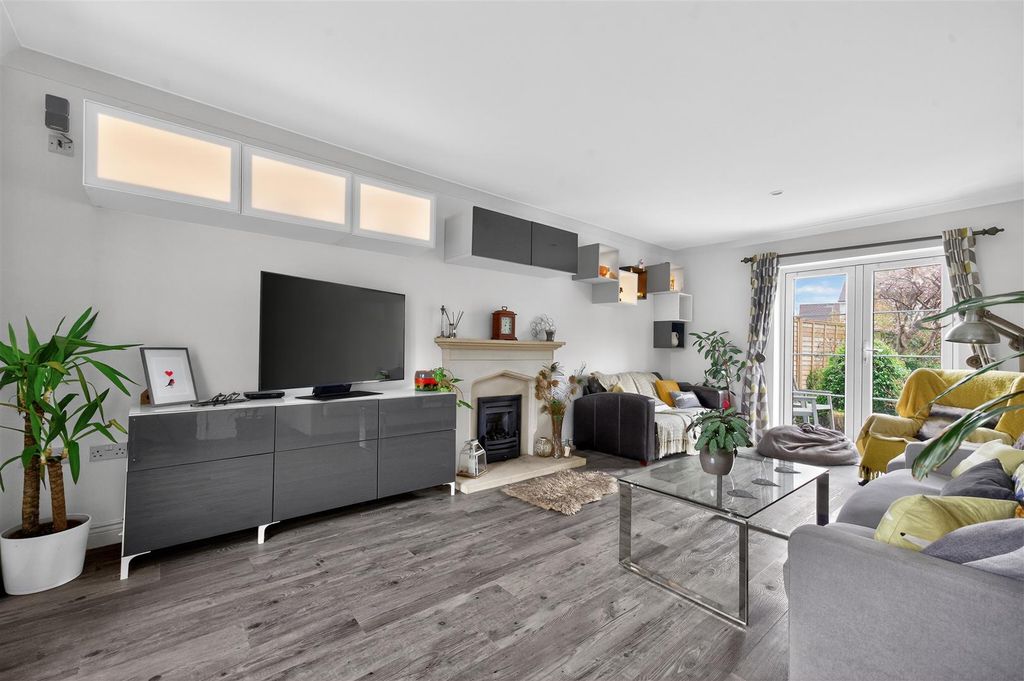 Property photo 3 of 22 1433109-13-69c684568129c.Jpg