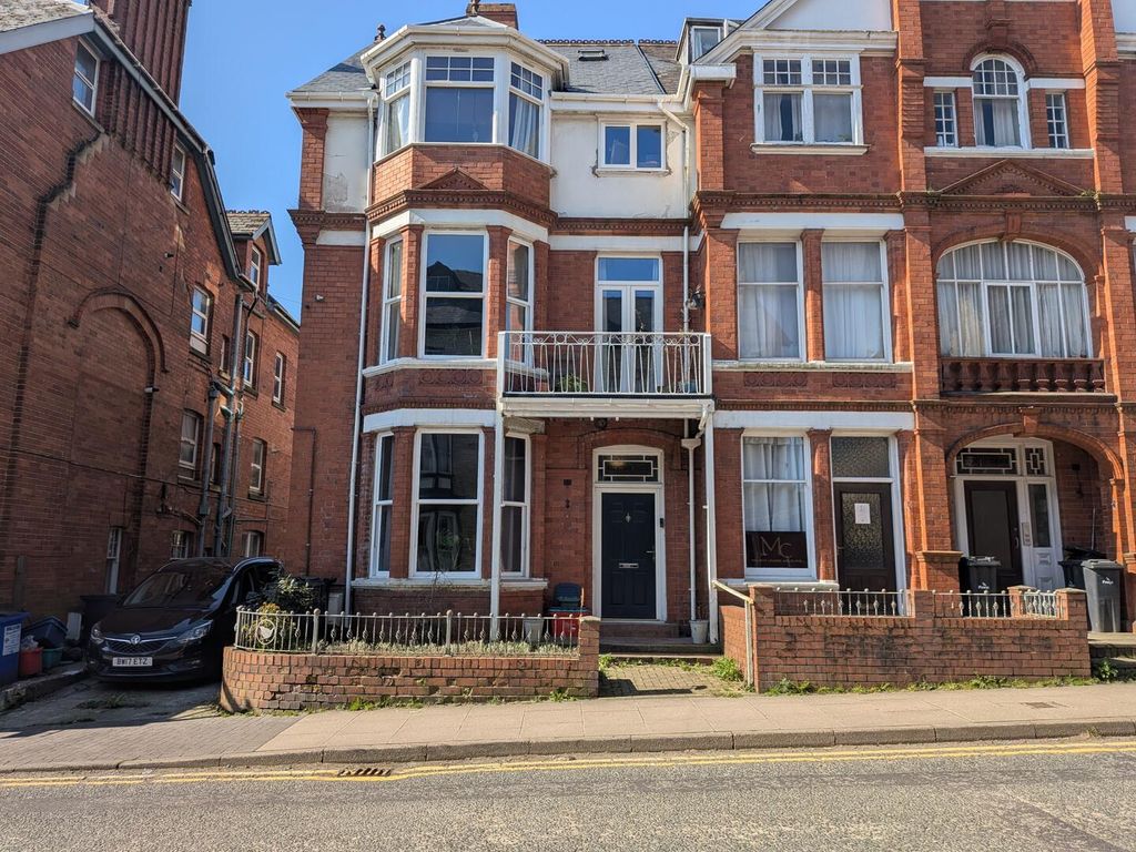 Property photo 1 of 25 Front (Exterior)