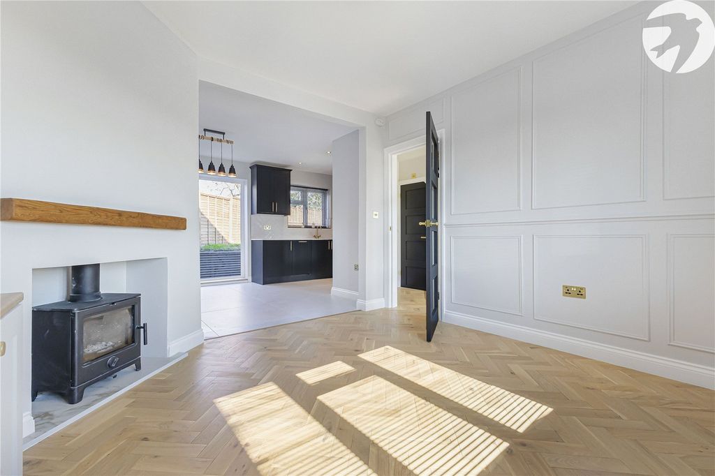 Property photo 2 of 25 Robinson Jackson