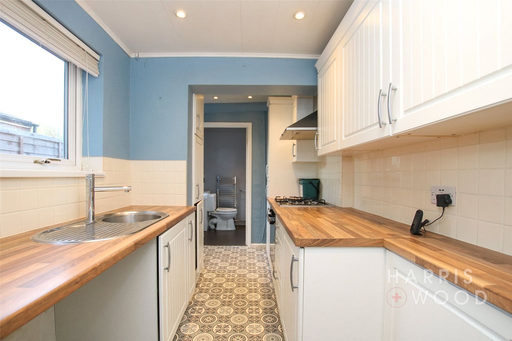 Property photo 3 of 16 Picture No. 04