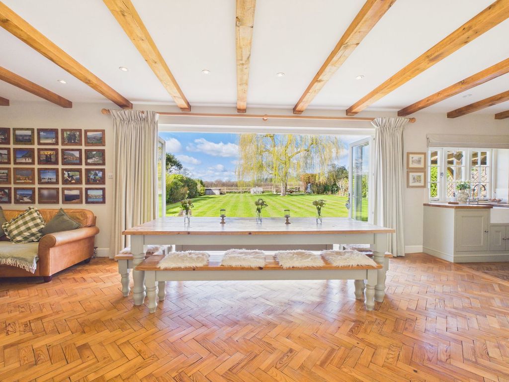 Property photo 3 of 30