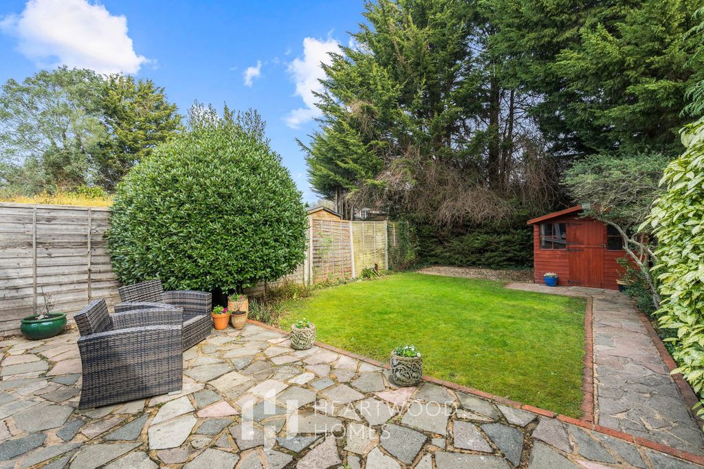 Property photo 2 of 20
