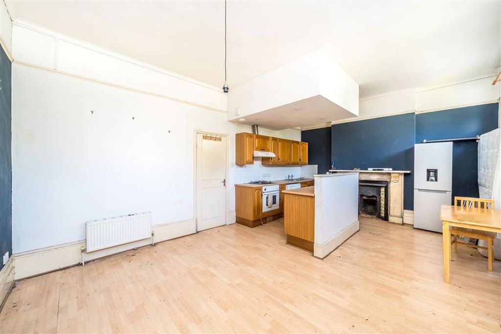 Property photo 2 of 4