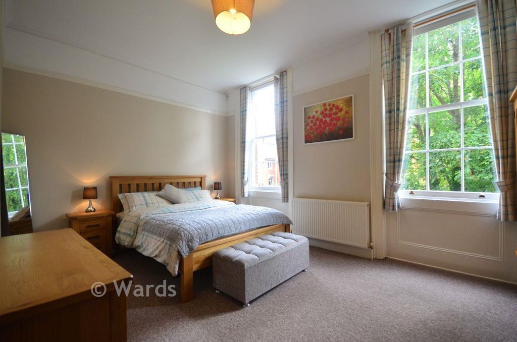 Property photo 1 of 8 Bedroom 1