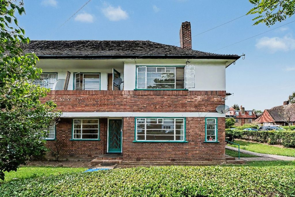 Property photo 3 of 3