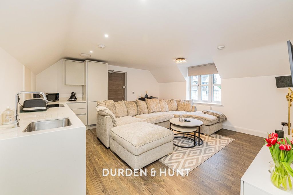 Property photo 2 of 10 Auction-9.Jpg