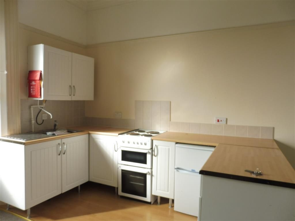 Property photo 2 of 5 Kitchen