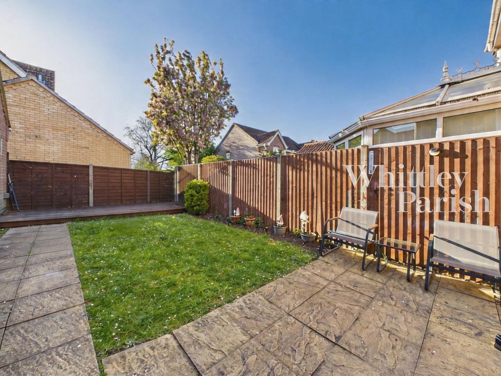 Property photo 2 of 11