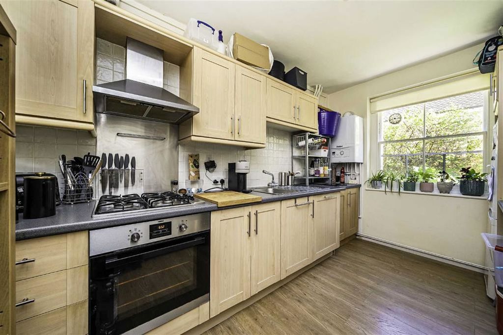 Property photo 3 of 5