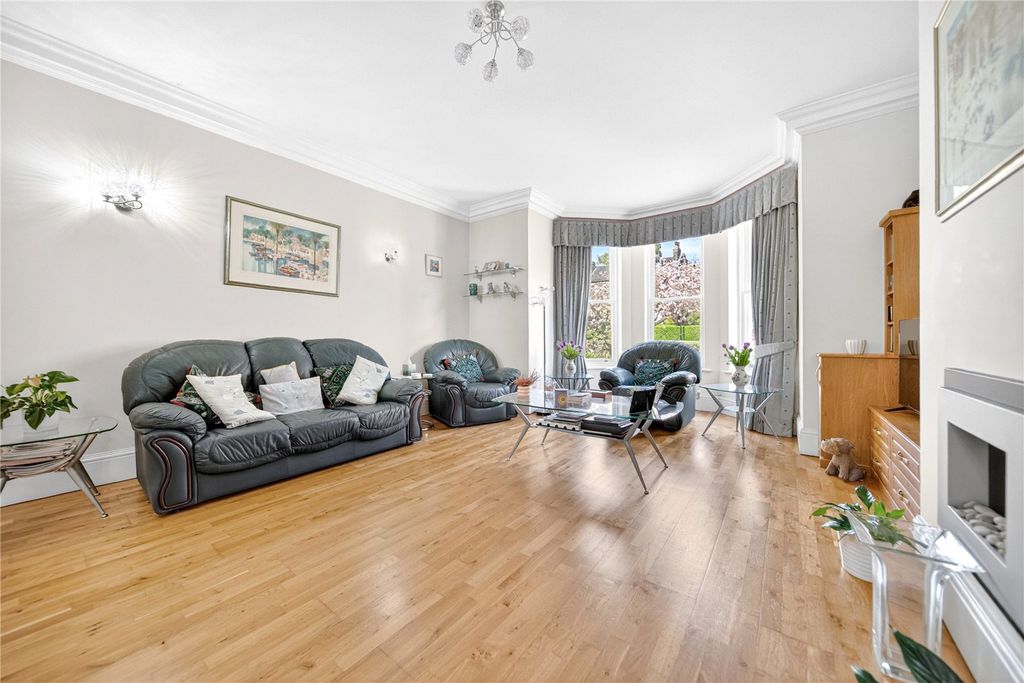 Property photo 3 of 19 Reception Room