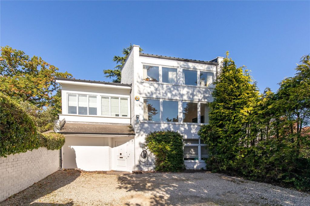 Property photo 1 of 20 Picture No. 01