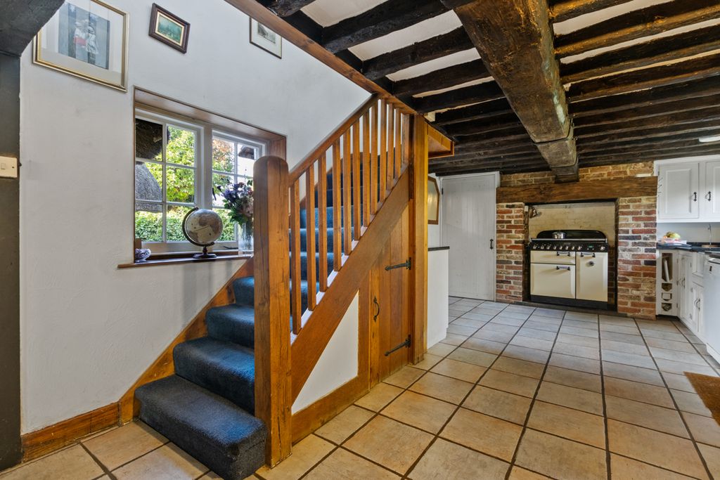 Property photo 2 of 24
