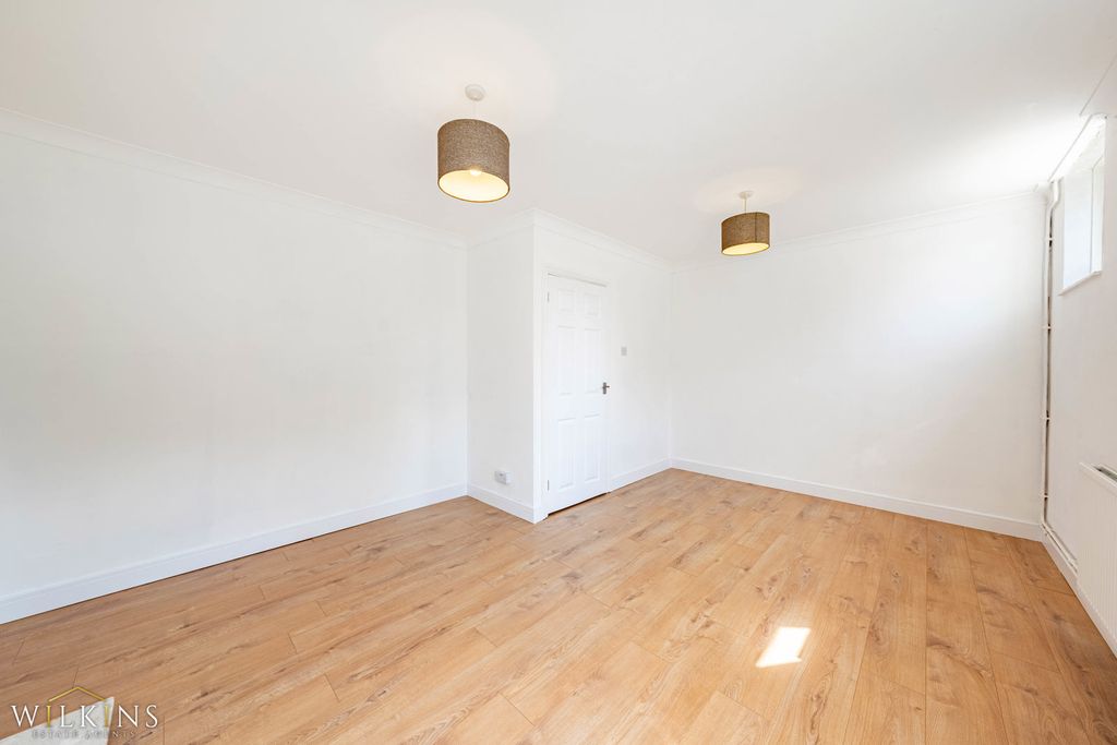 Property photo 3 of 14 Photograph