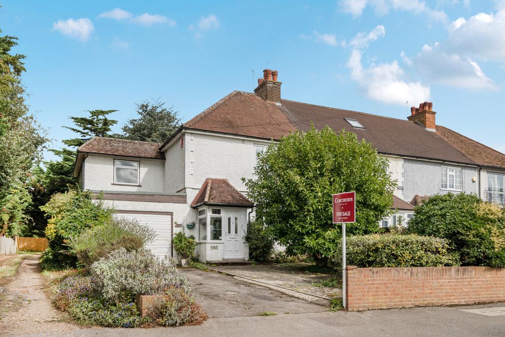 Property photo 1 of 16 1348470-1-68B994c...