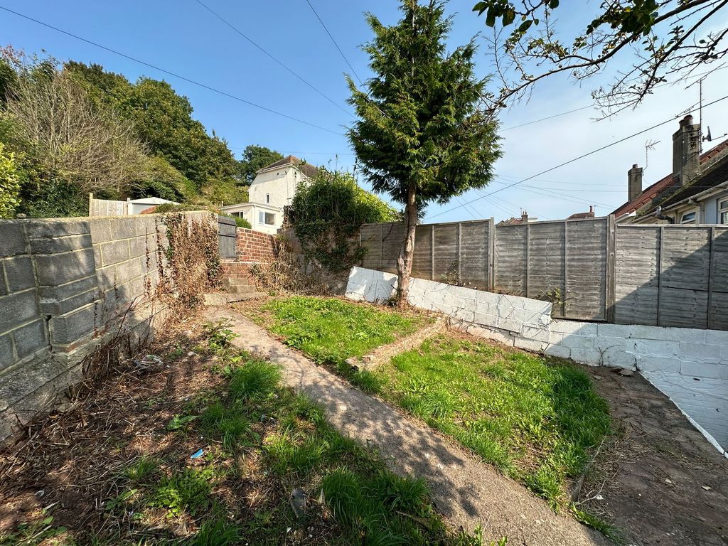 Property photo 2 of 13