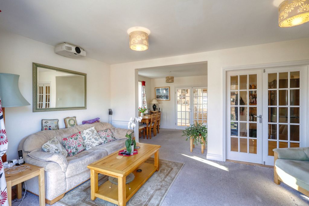 Property photo 2 of 13 Picture No. 31