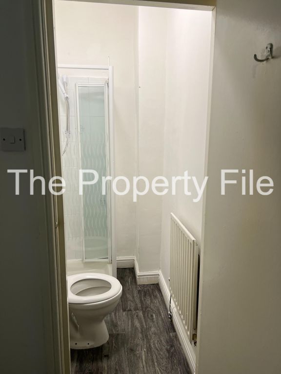 Property photo 3 of 3