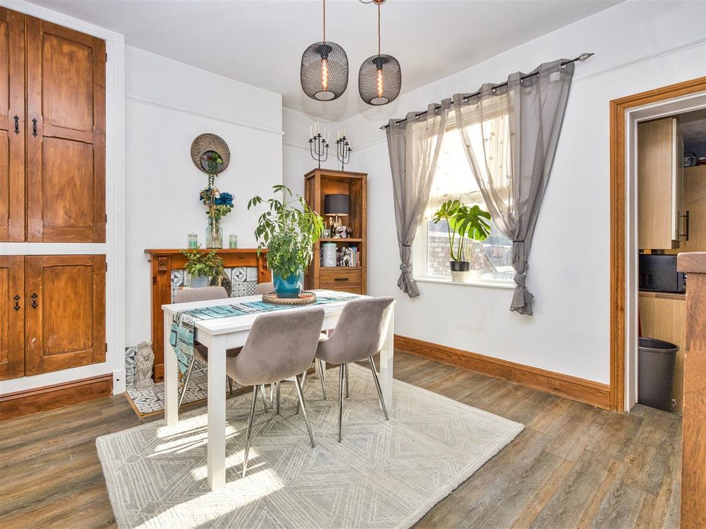 Property photo 3 of 13 25-10-2025__13-35-01__M4A4832.Sequr.Jpg