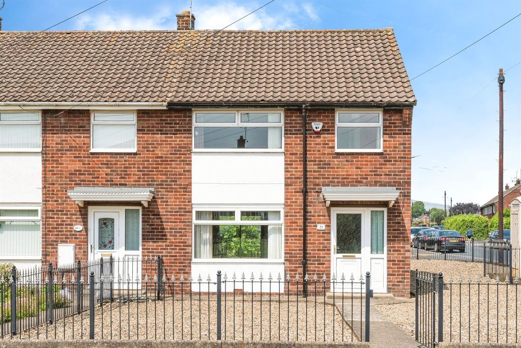 Property photo 1 of 12
