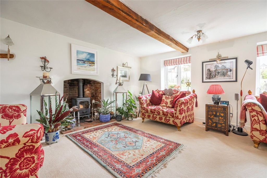 Property photo 2 of 17 Sitting Room