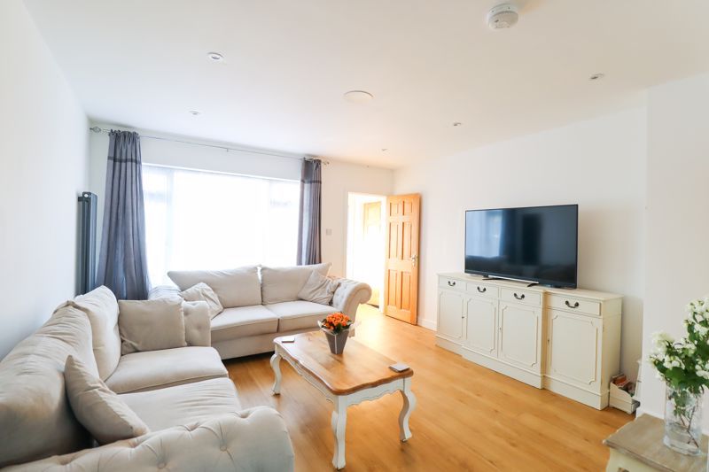 Property photo 2 of 11 Living Room