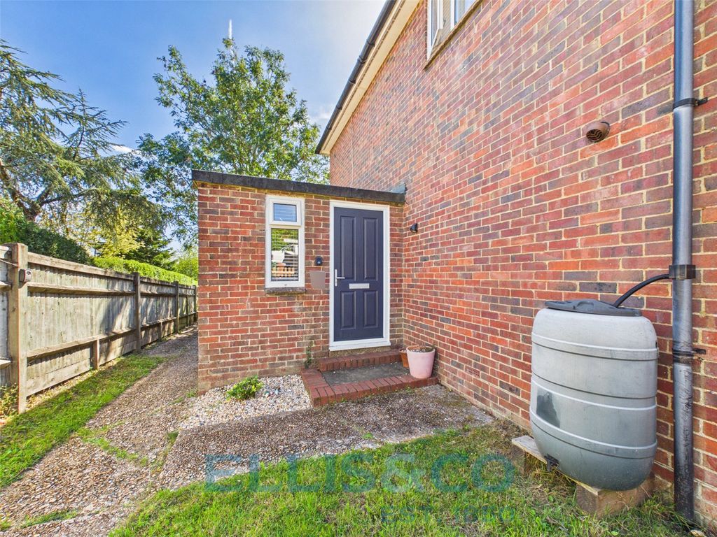 Property photo 1 of 14 Picture No. 24