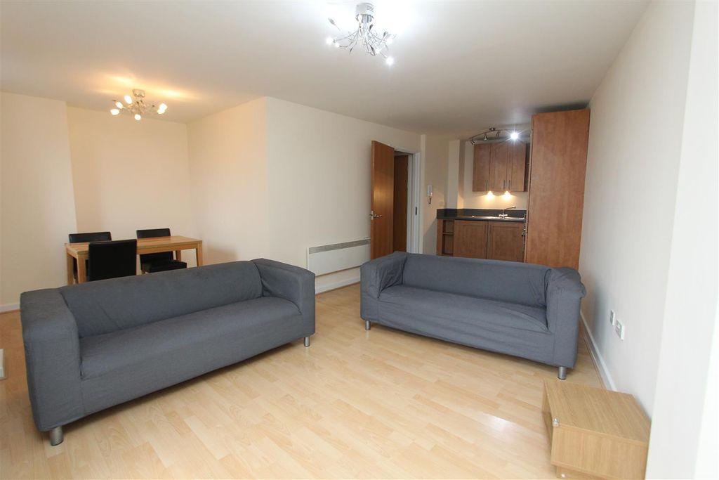 Property photo 1 of 9 Lr.Jpg