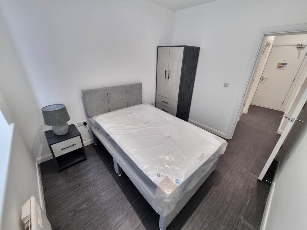 Property photo 2 of 13 20250827_144507